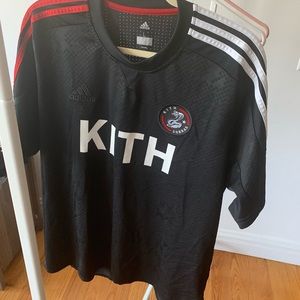 Men’s KITH x Adidas shirt